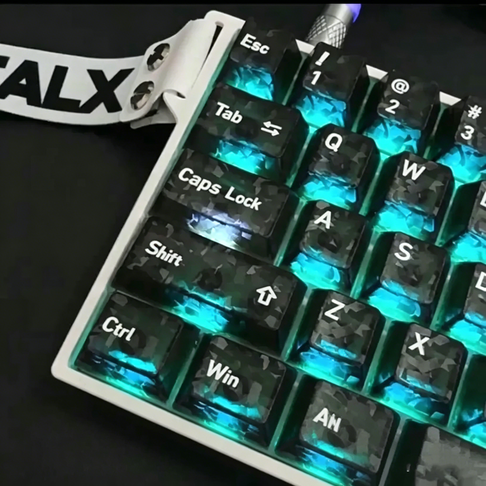 2026 New Forged Carbon Fiber T - Keyboard Gaming Transparent ulasan dan harga