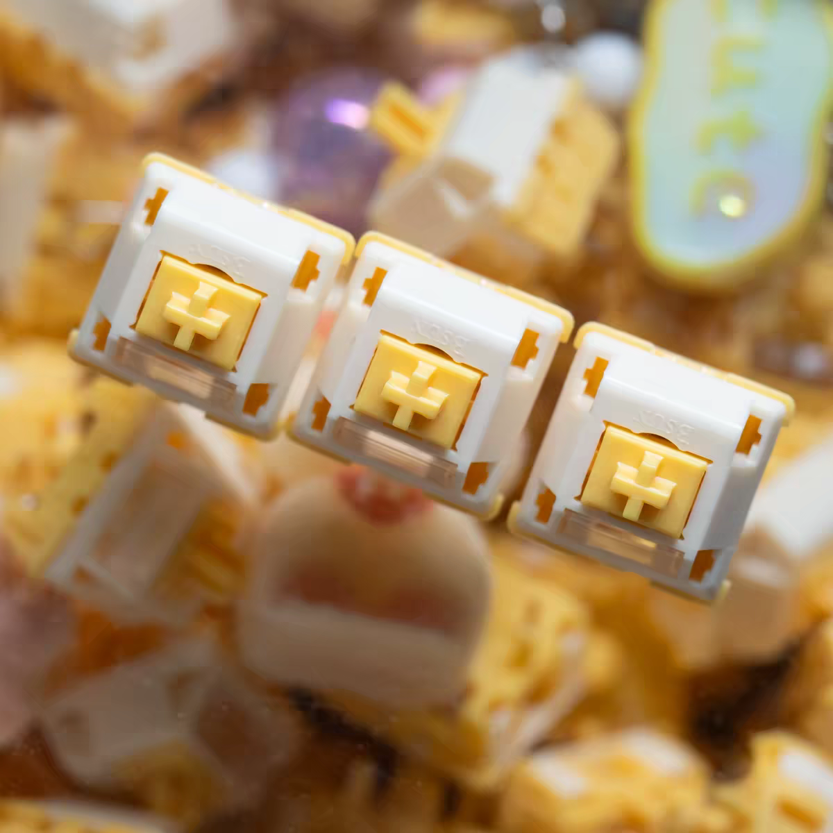 Milk Dragon V2 QVQ N2 Switch 5 - Gaming Keyboard Thocky ulasan dan harga