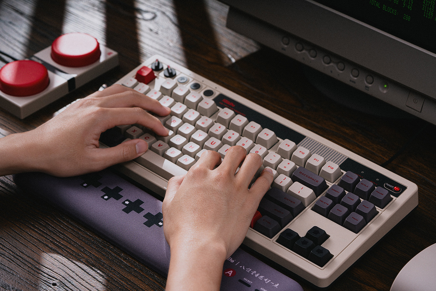 8Bitdo Retro Mechanical Keyboa - Gaming Keyboard Hot Swappable ulasan dan harga